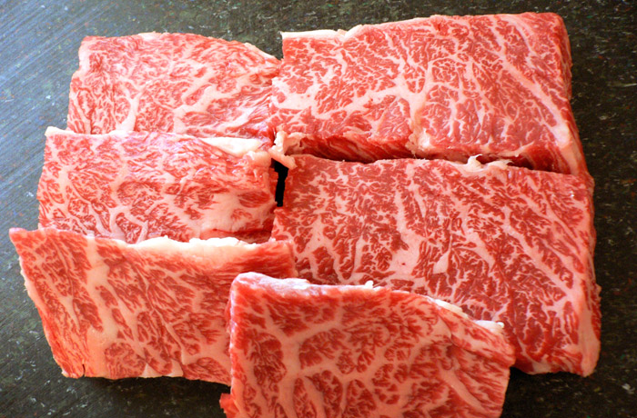 旨みが濃厚神戸牛「カルビ」